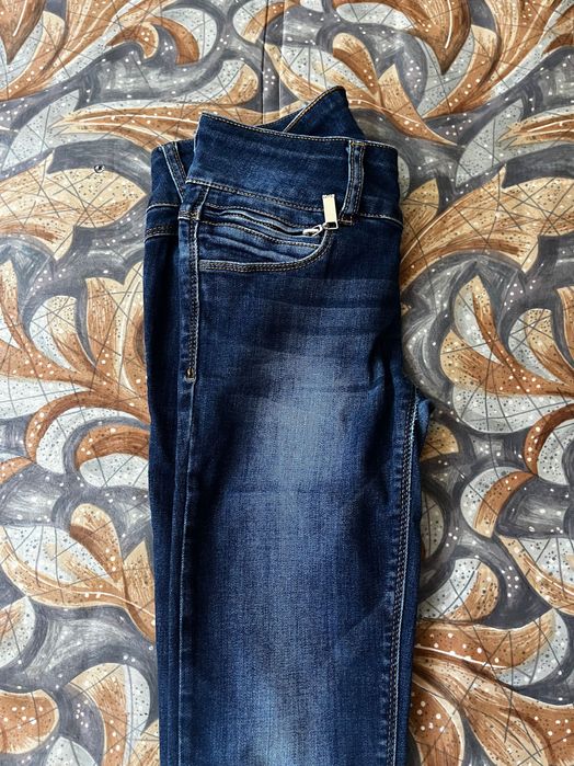 дънки с ниска талия