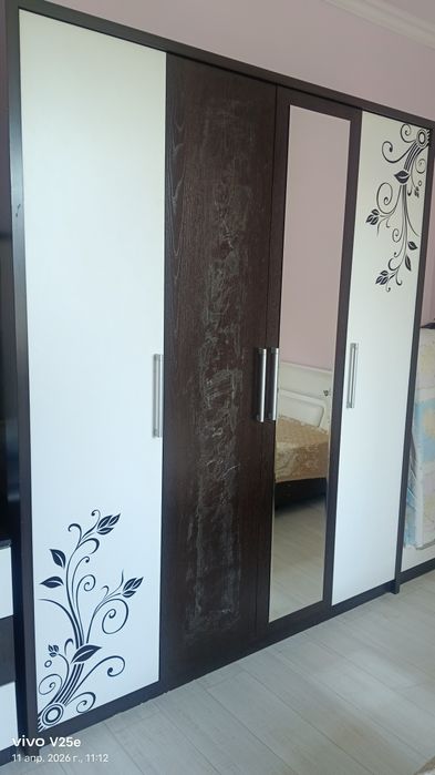 Спальный гарнитур