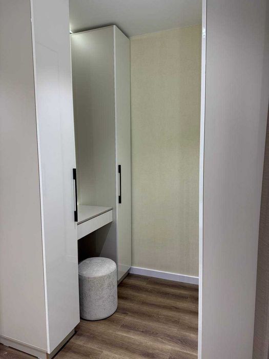 Продается Квартира на Ц-2 Аллея гоголя, 1в2/3/4, р-н М.Улугбек.