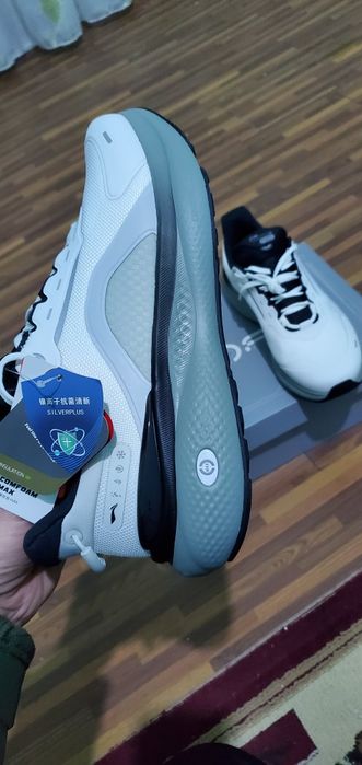 Оригинал кроссовки Li Ning