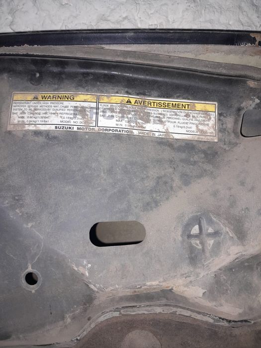 Капот от Suzuki Grand Vitara