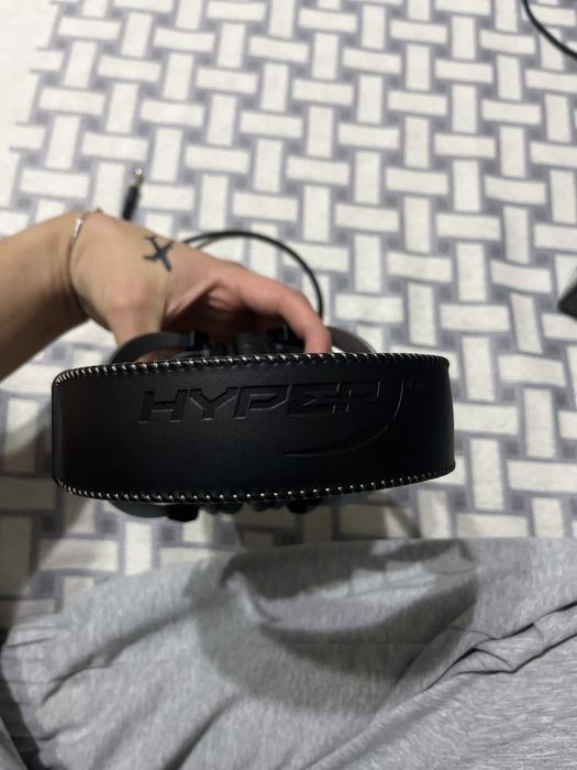 Игровой наушник HyperX Cloud II