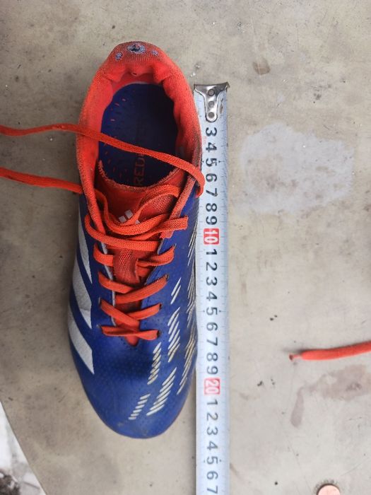 Футболни обувки Адидас предатор