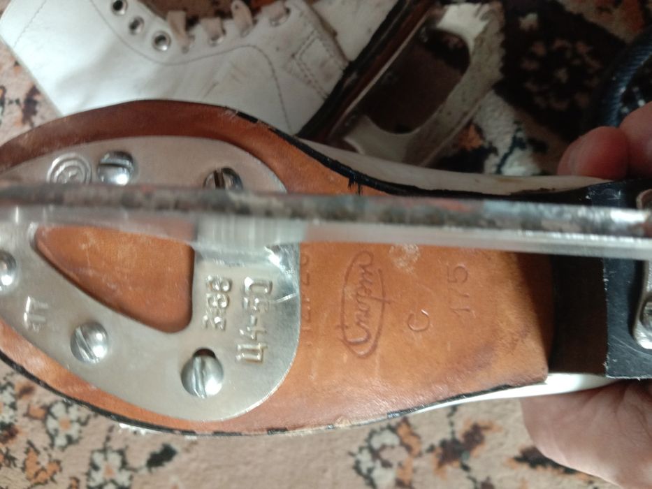 Коньки детские фигурные