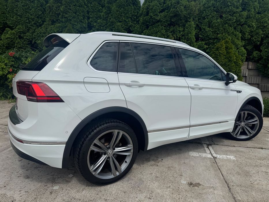 VW Tiguan R-Line 4x4 / 2.0 Diesel/ 190cp / Virtual