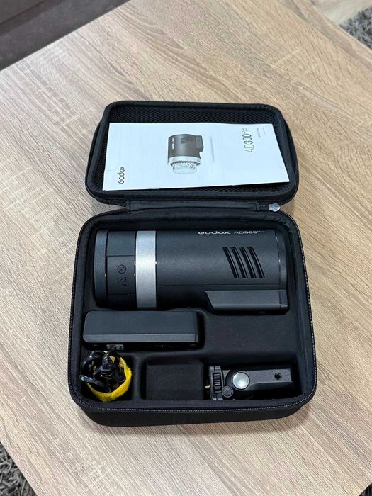 Blit Godox AD300PRO Nou sigilat