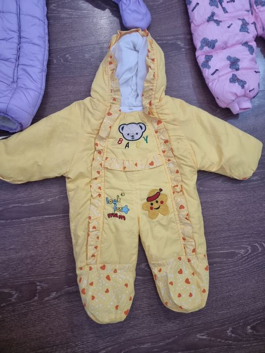 Комбинезоны зимний Новый и б/у по 60 000 сум 1-1,5 лет и 3-9 мес
Розов