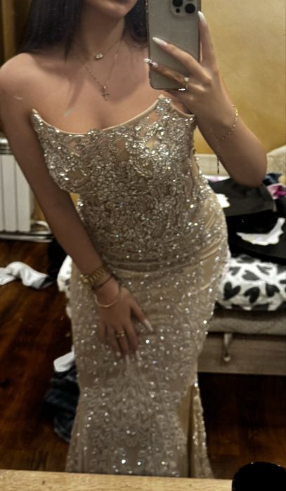 Официални рокли