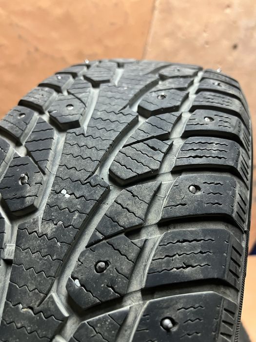 Зимние шины 205/55/16