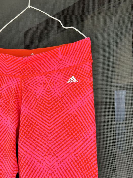 Дамски клин Adidas Climalite - размер S, Отлично състояние