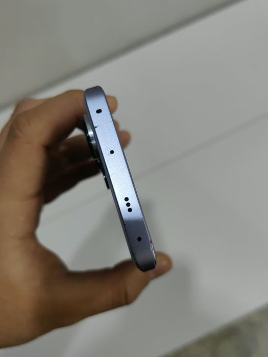 Redmi Note 13 Pro+ 5G (8/256GB) — IP68 / 200MP / 120W