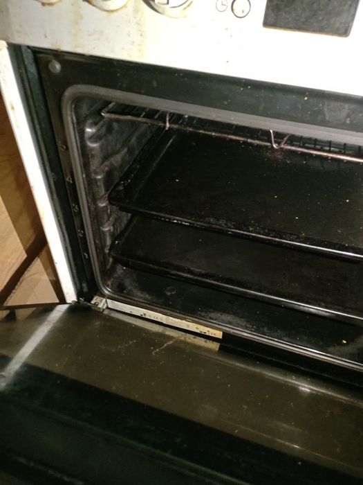 продам электроплиту