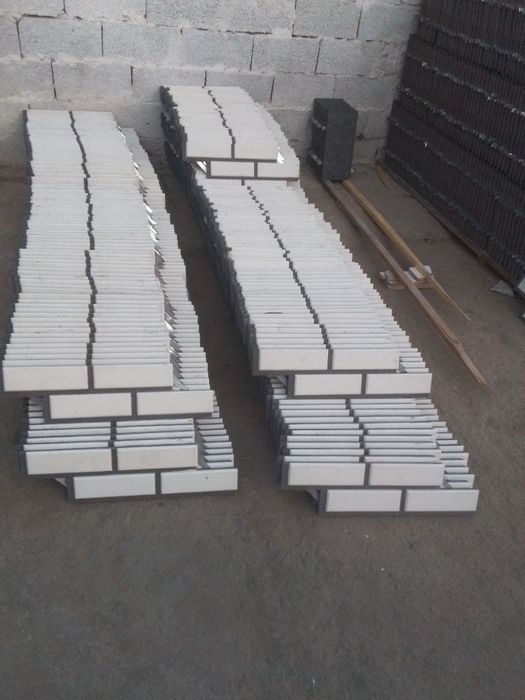 Fasadniy plitka qoliplari sotiladi