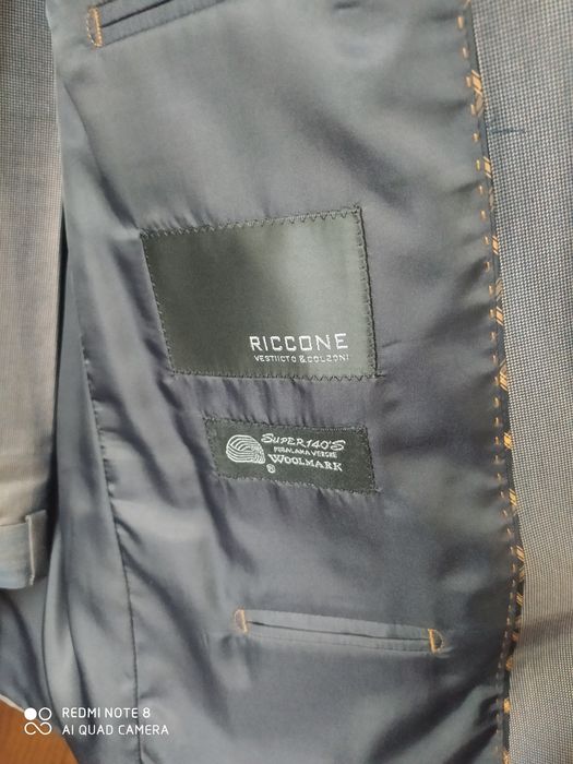 Мужской костюм размер 52