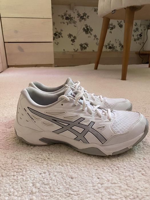 Дамски маратонки за волейбол ASICS GEL-ROCKET 11