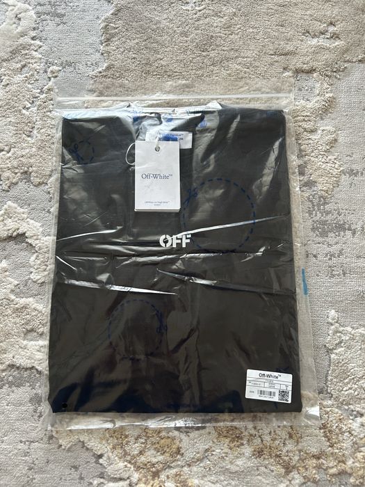 Tricou Off-White nou cu eticheta