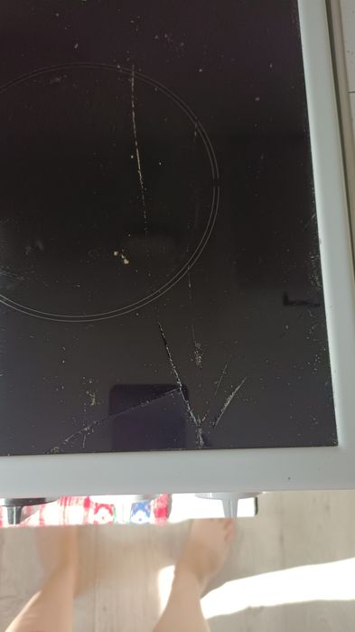 Продаю плиту электрическую