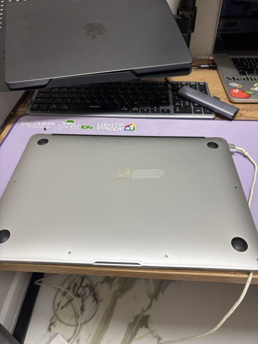 MacBook Air 13 (A1466, 2015–2017)