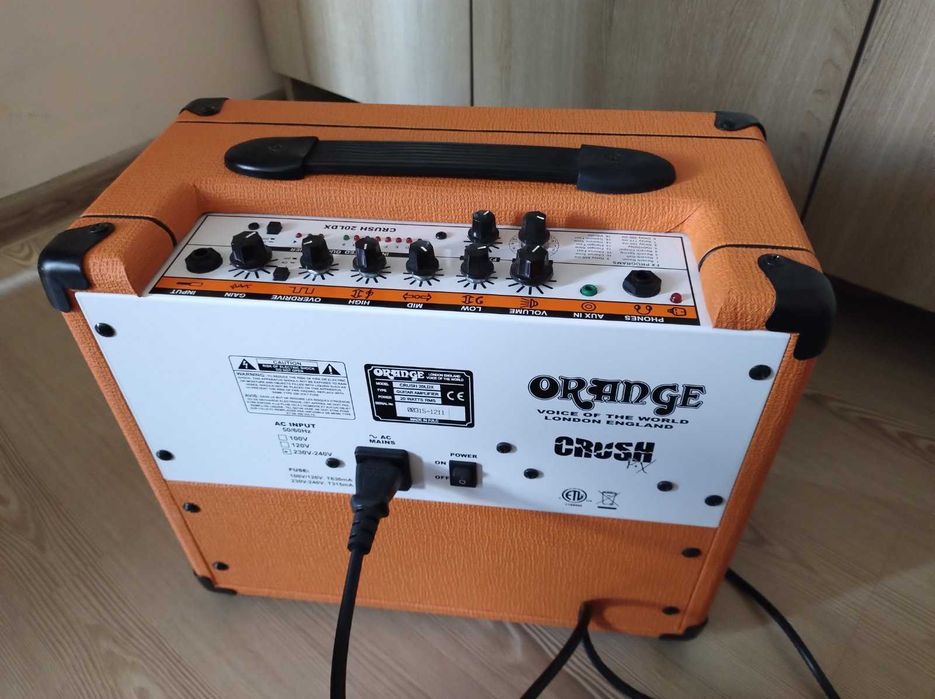 кубе за китара Orange Crush 20 (20 watt, solid-state)
