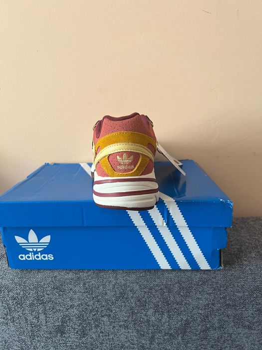 Adidas Astir Women’s GZ4335