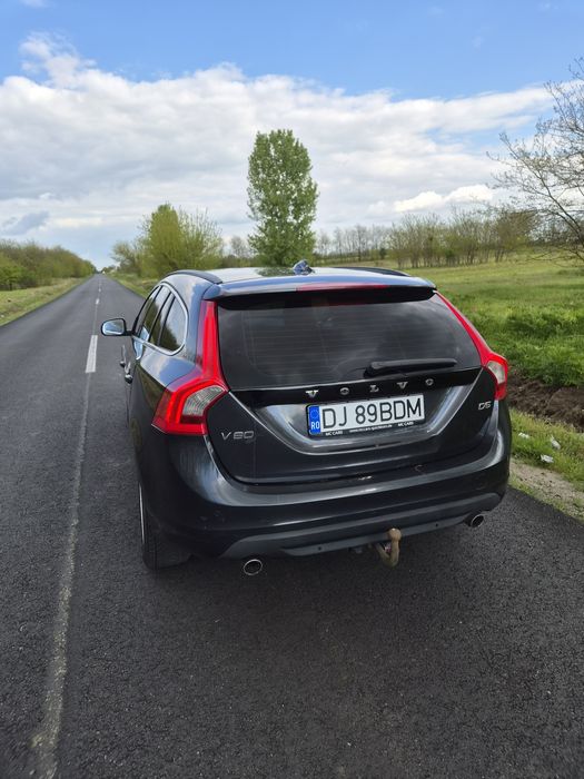 Volvo V60 D5 2.4