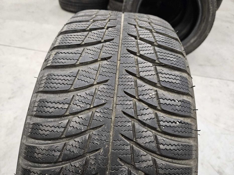 Anvelopa IARNA 205.55.16 'Bridgestone Blizzak lm001'