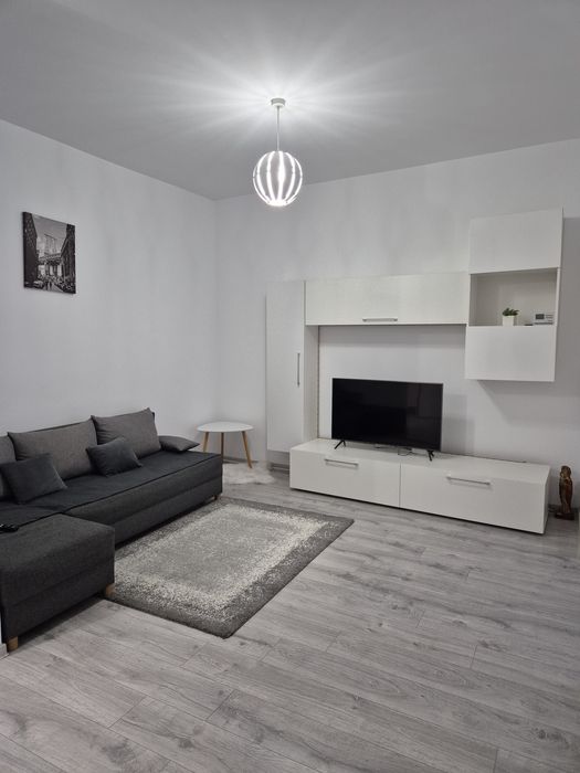 Ofer spre inchiriere un apartament pe strada Abatorului, Comuna Florești,  jud Cluj