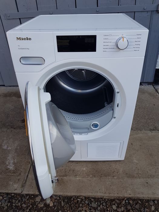 Miele uscator TWF 640 WP, 8 kg, cu pompa de caldura