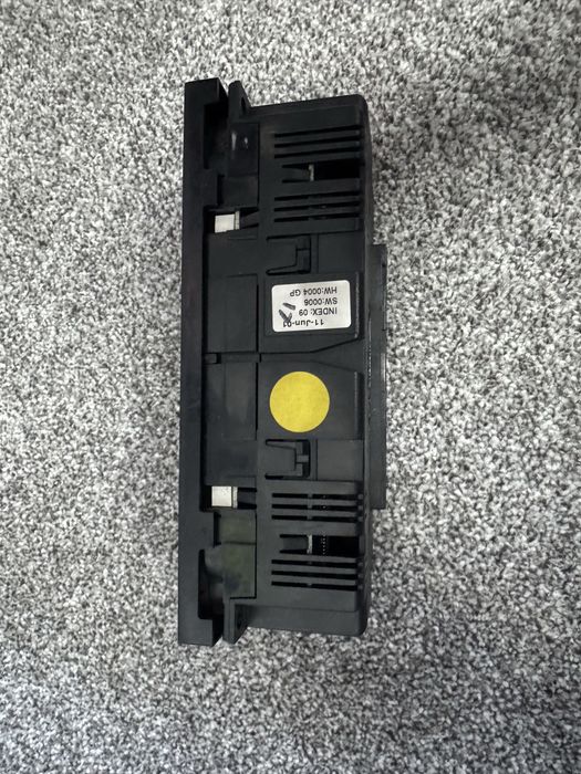 Navigații Auto 2DIN 7010B/7018B și Panou Climatronic VW – Ca Noi! (Super Ofertă la Pachet)