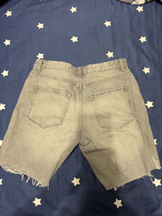 Blugi scurti marimea 38