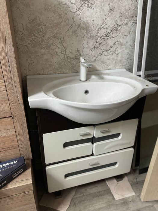 Тумба с раковиной