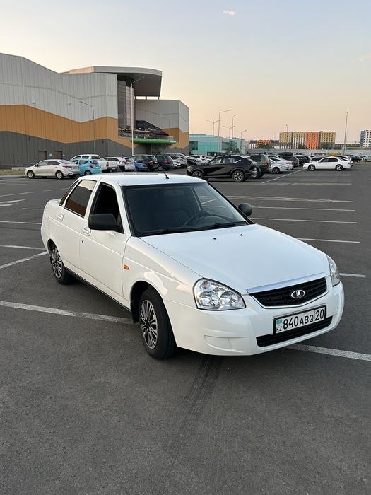 Продам Lada Priora 2170 в отличном состояний