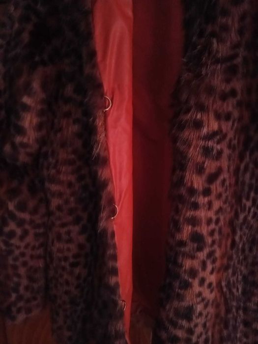 Haină de blană RESERVED