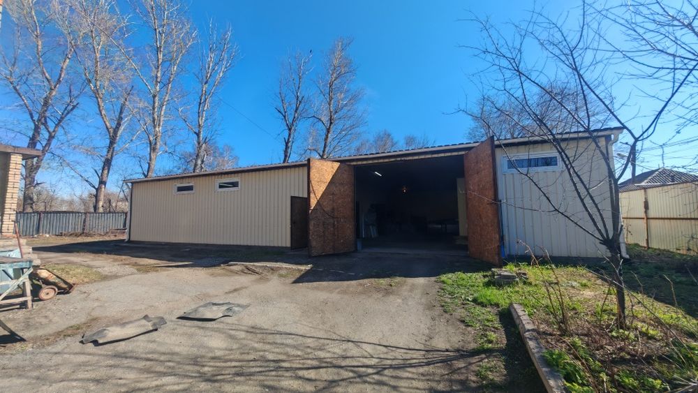 Продам  отдельно стоящее здание.