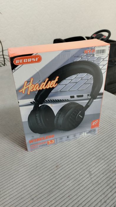 Беспроводные наушники