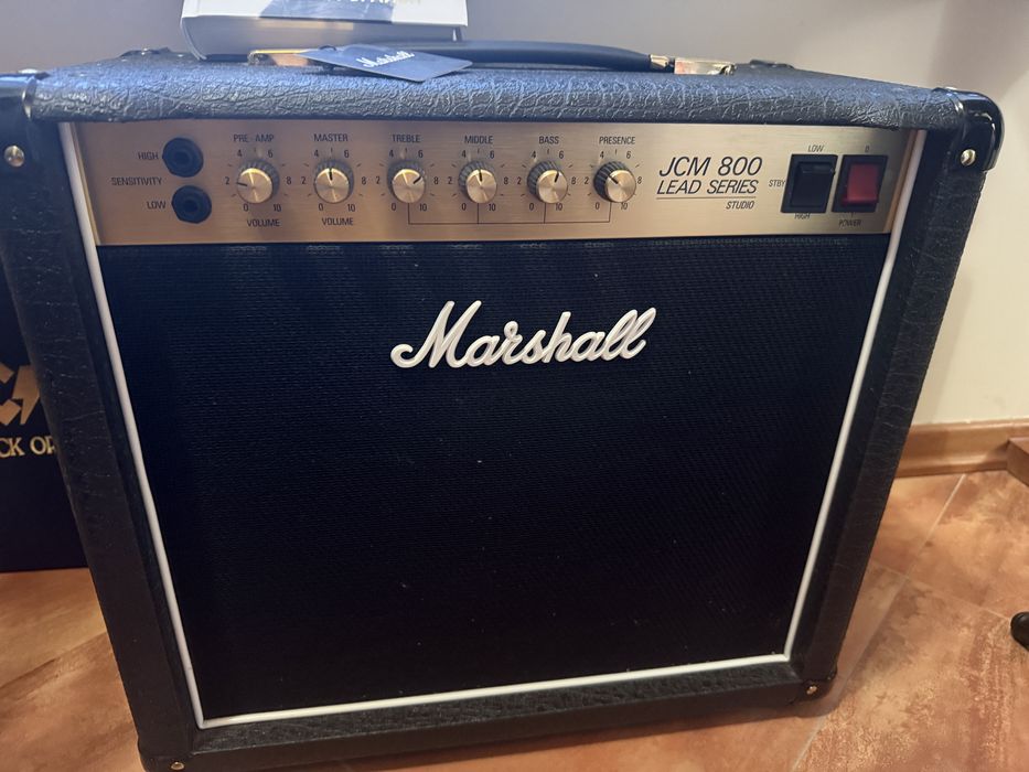 Marshall JCM800 Lead Series