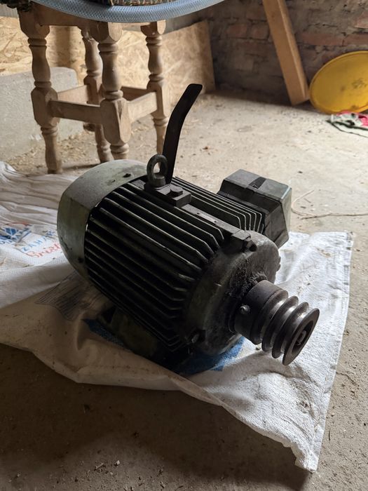 Motoare electrice