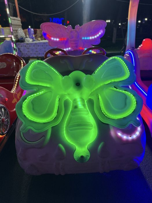 Продам светящий машинки