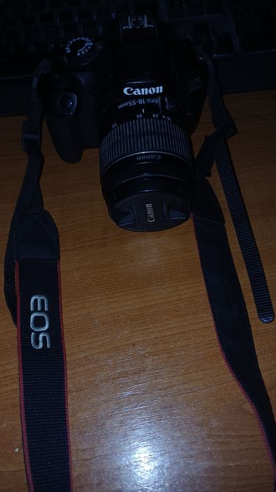 Camera profesionala canon 4000d