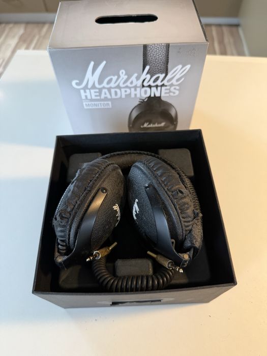 Marshall Monitor