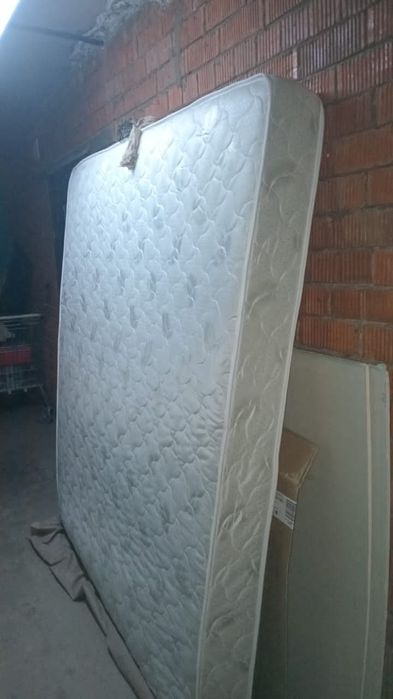 Матрас 2×2 бу хорошем состоянии для