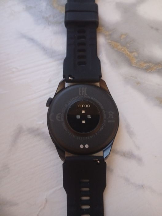 Продам смарт часы  Tecno watch pro 3