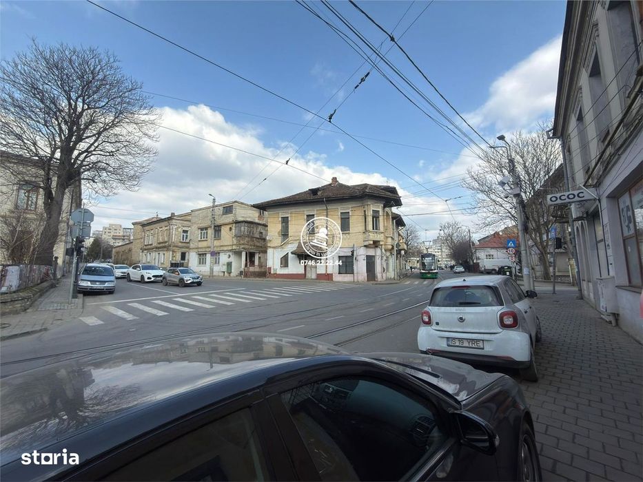 Spatiu de inchiriat, centru, expunere mare