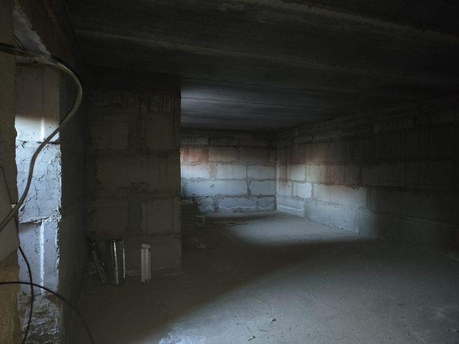 Продам коммерческое помещение на Батыс