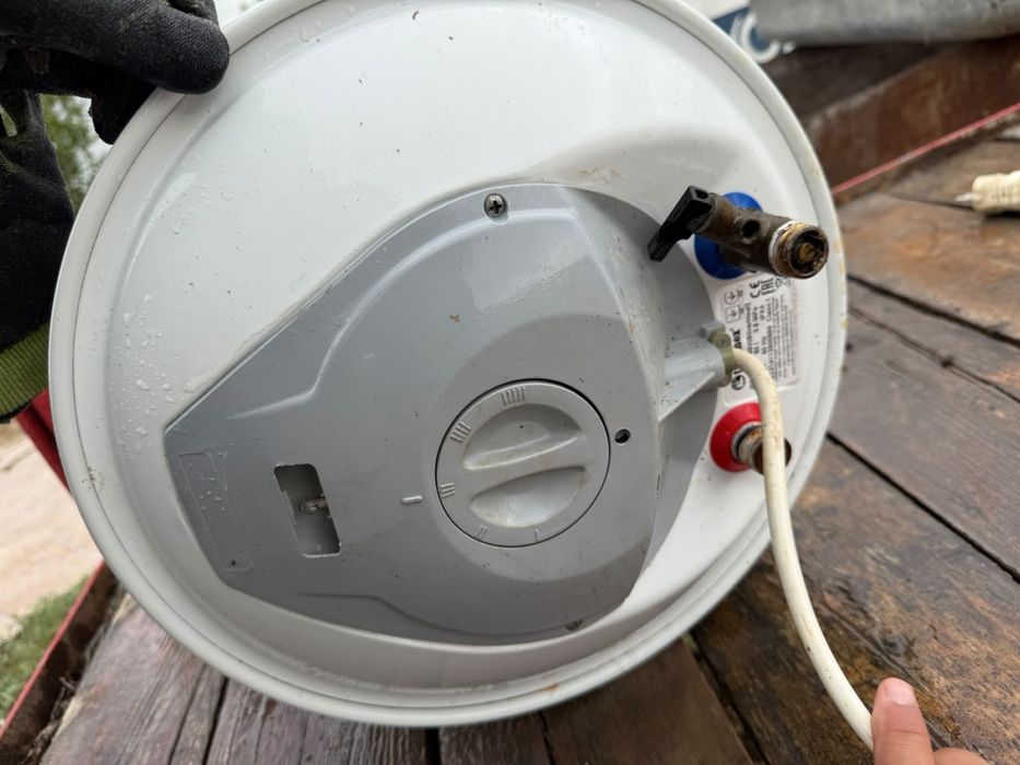Водонагреватель Thermex ES50V, 50 л аристон