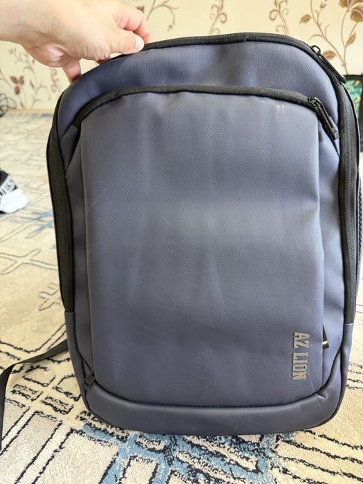 Maktab uchun partfel sotiladi holati zur    Notbook solib yursa buladi