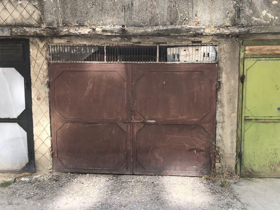 Гараж под наем .