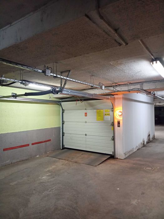 Garaj la subteran in zona intersectiei Obor