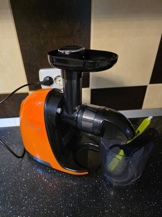 AMZCHEF storcator slow juicer
