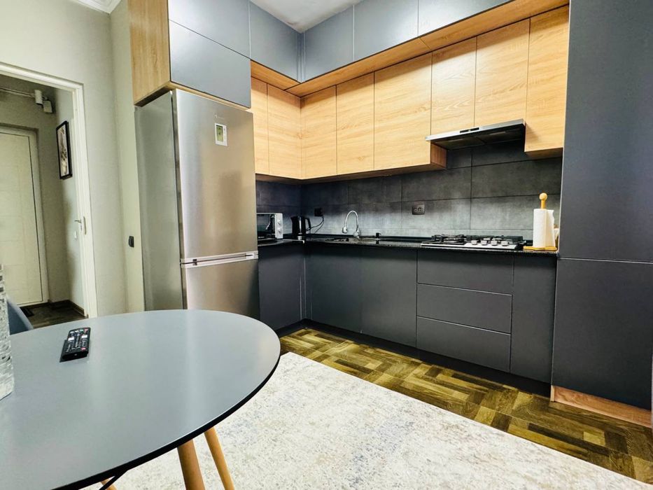 Сдается квартира на Махтумкули, 1-комн., 1 линия